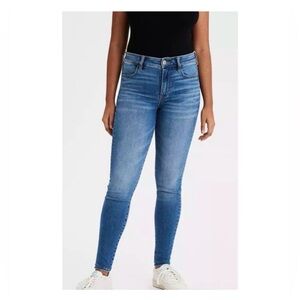 NWT American Eagle High Rise Next Level Stretch Jeans Size 10